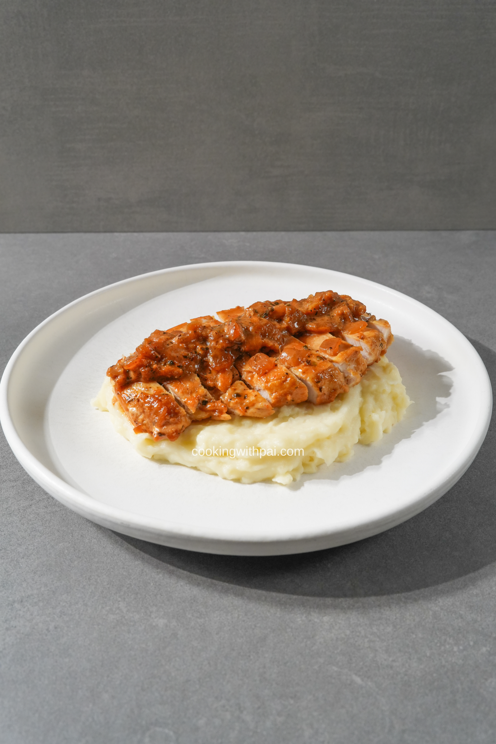 Chicken Onion Cream Sauce & Mashed Potatoes