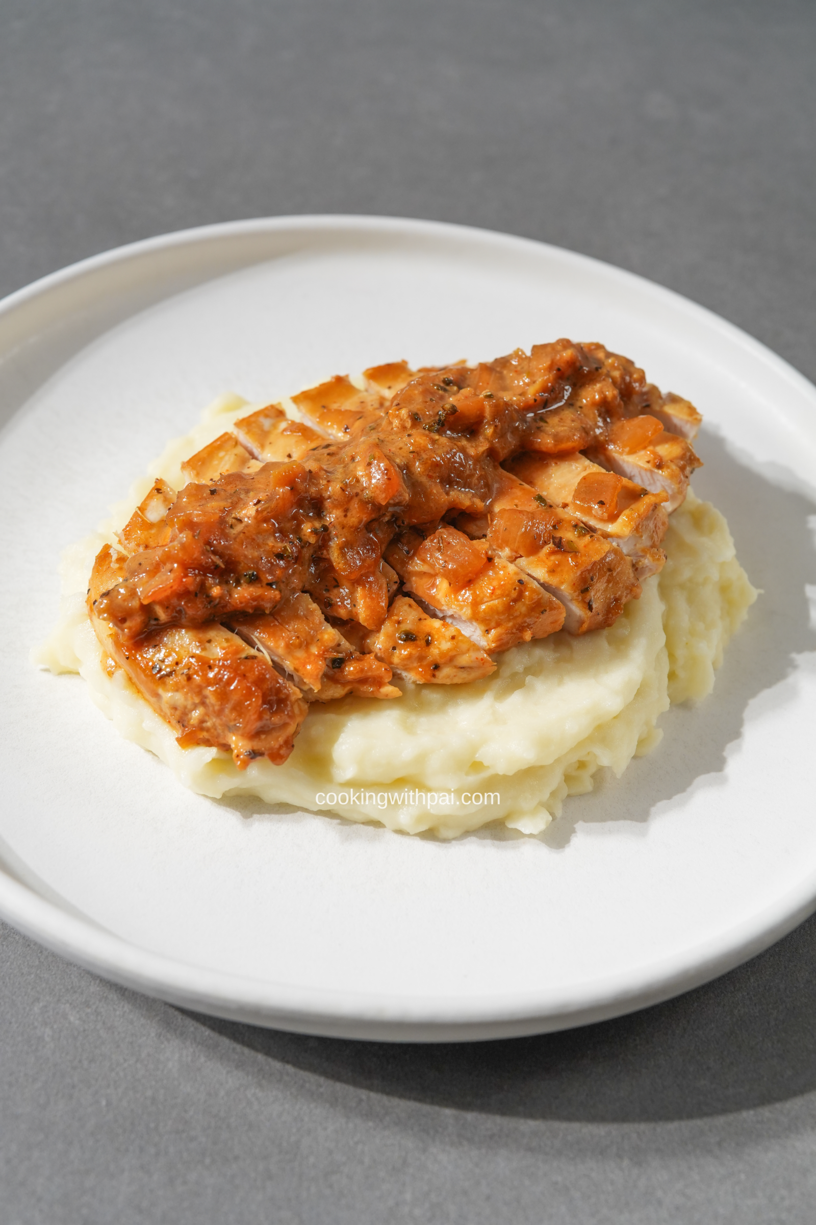 Chicken Onion Cream Sauce & Mashed Potatoes