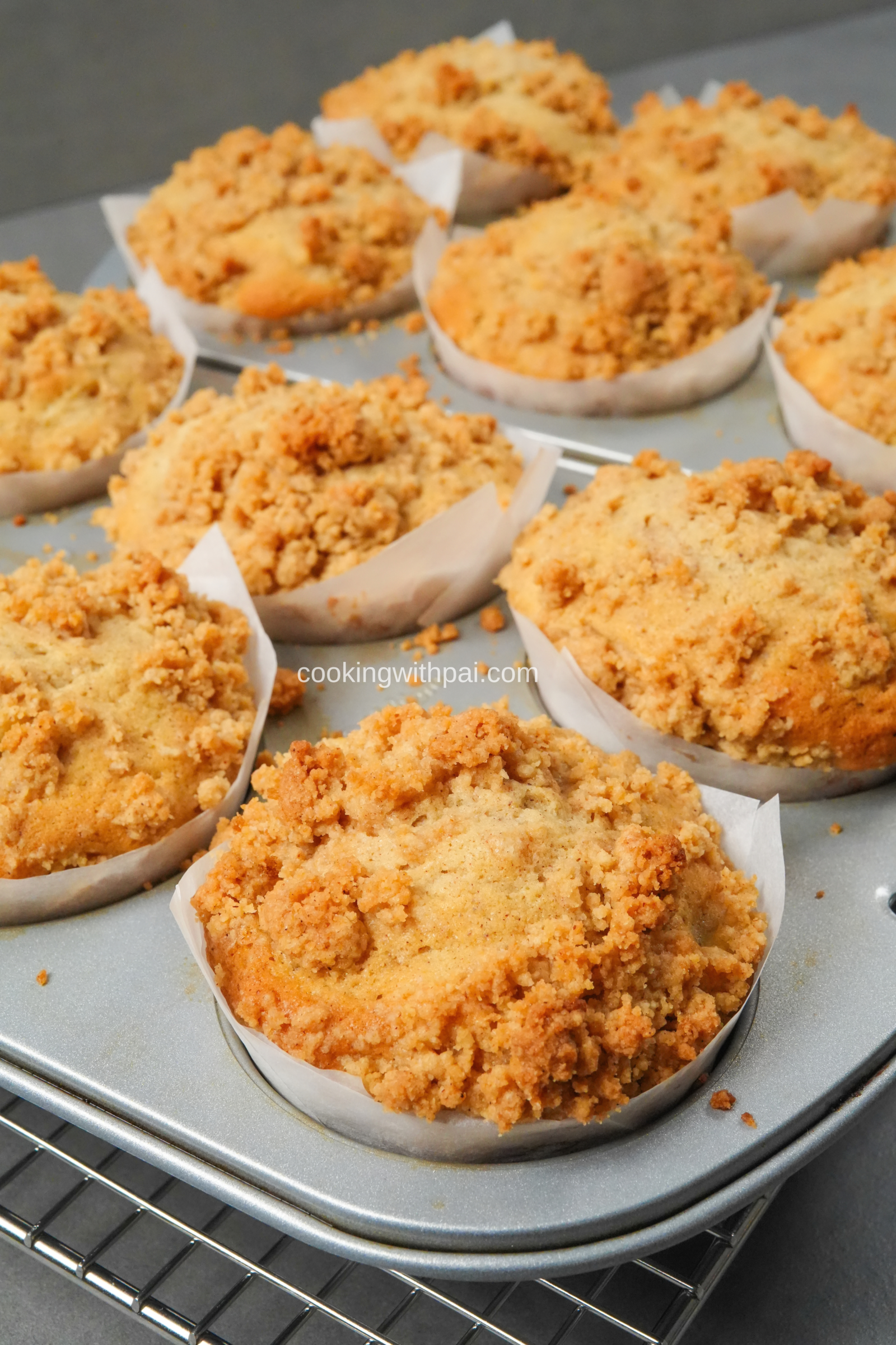 Apple cinnamon muffins